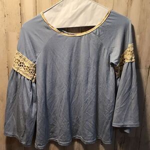 Blouse Loose embroidery on sleeve by poof girl ￼ Size youth large